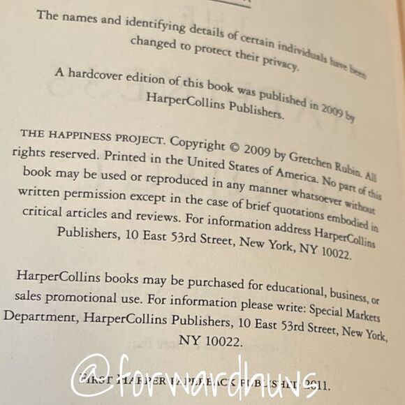 “The Happiness Project” by Gretchen Rubin Softcover Book - Picture 7 of 8